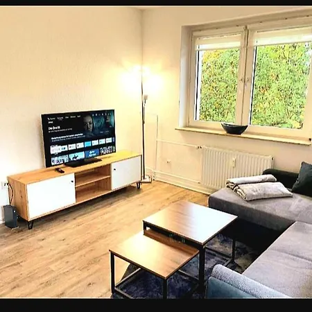 2#netflix &wlan &kingsize Bett & Kaffee Maschine & & 500m Innenhafen & 2 Min U Bahn *
