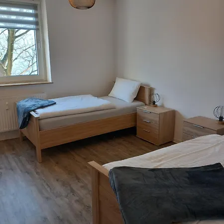 2#netflix &wlan &kingsize Bett & Kaffee Maschine & Zentral & 500m Innenhafen & 2 Min U Bahn Ντούισμπουργκ