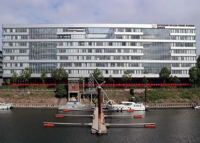 2#netflix &wlan &kingsize Bett & Kaffee Maschine & Zentral & 500m Innenhafen & 2 Min U Bahn