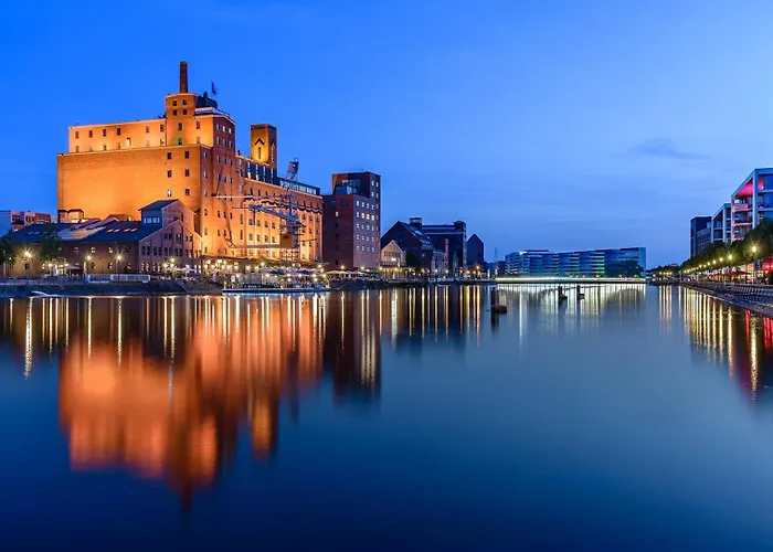 2#netflix &wlan &kingsize Bett & Kaffee Maschine & Zentral & 500m Innenhafen & 2 Min U Bahn * Duisburg